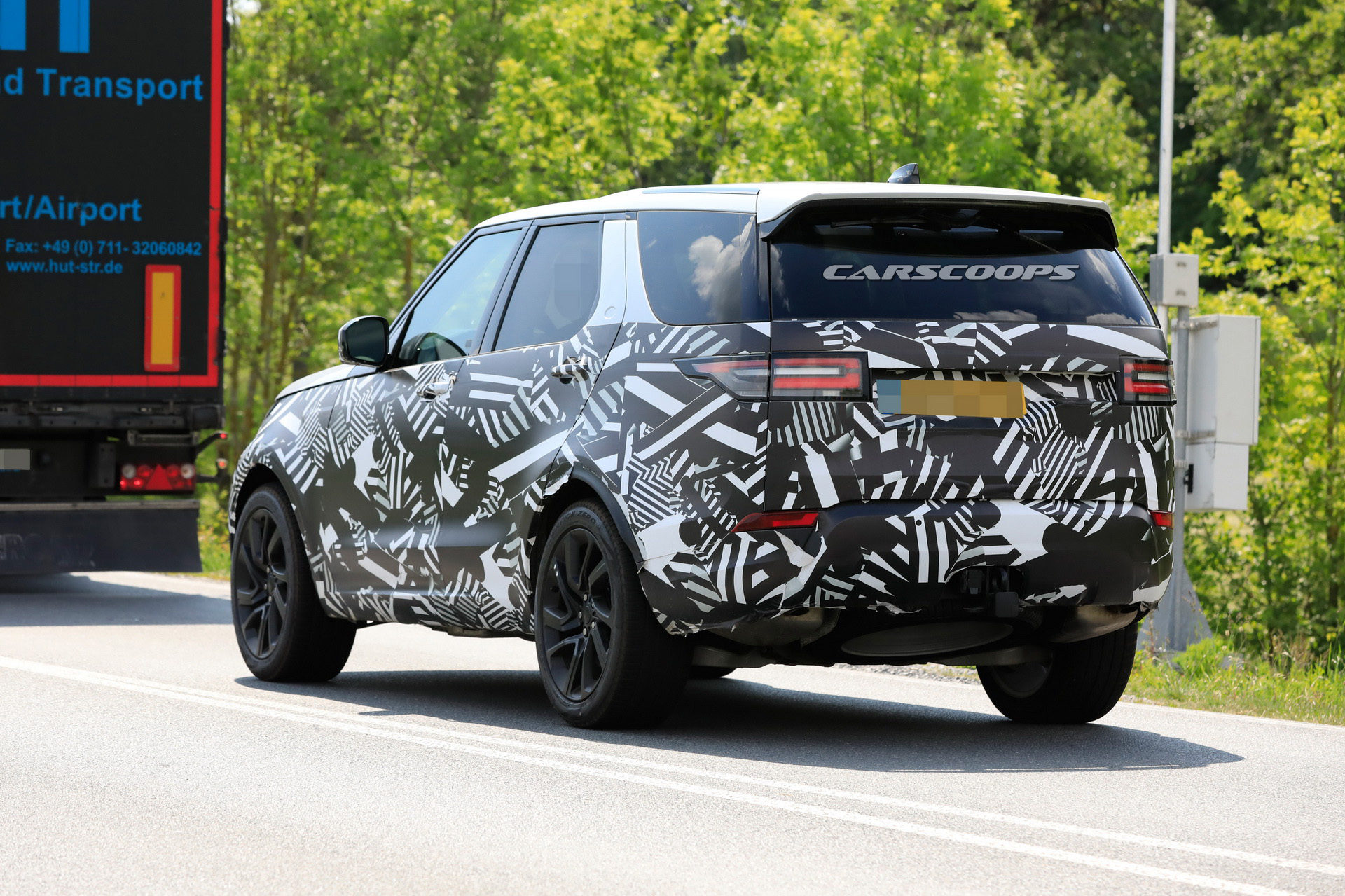 2021 Land Rover Discovery Coming With Updated Looks Which We Can’t Yet ...