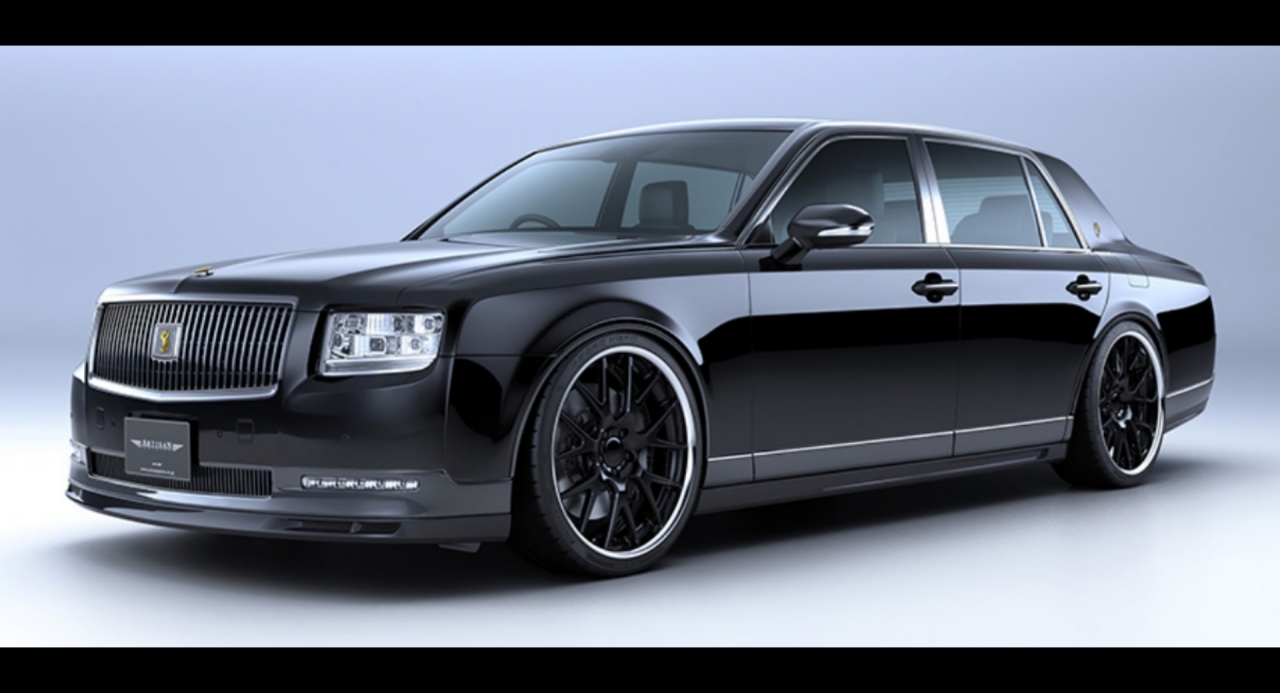 Should Tuners Mess With The Toyota Century Artisan Spirits Makes A Convincing Case For It Carscoops