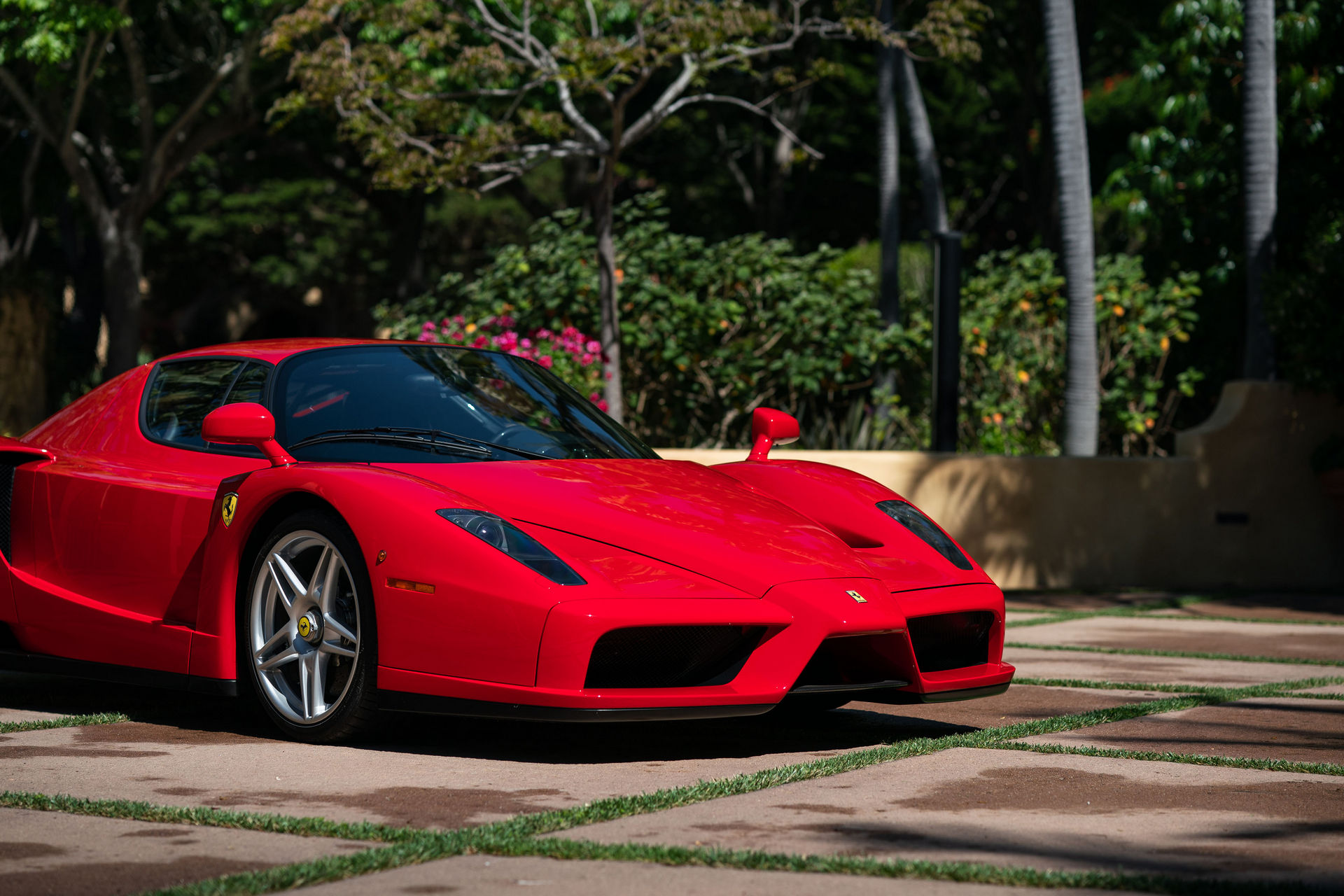 Ferrari Enzo Sets Record For The Most Expensive Car Sold In Online Only Auction Carscoops 6332