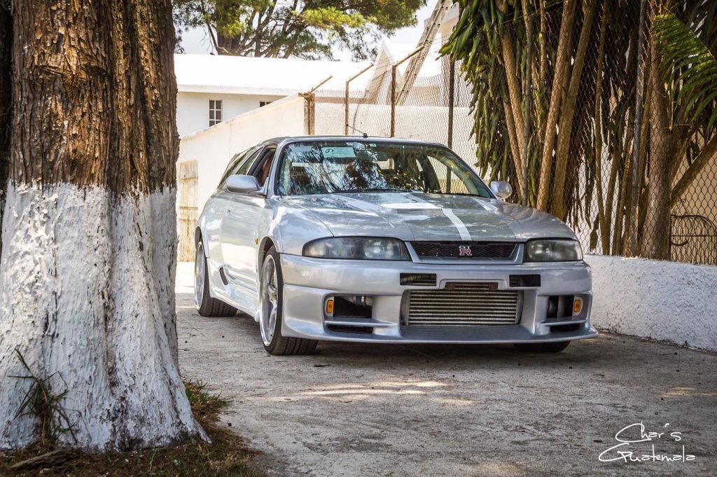 skyline r33 wagon