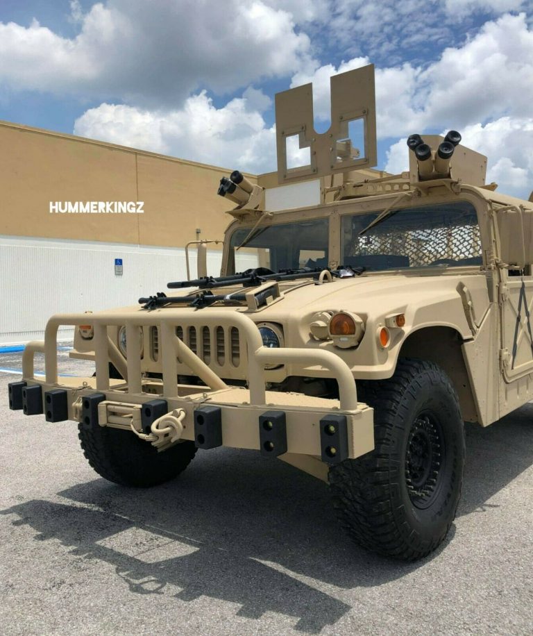 These Two Humvees Are The Real Military Deal | Carscoops