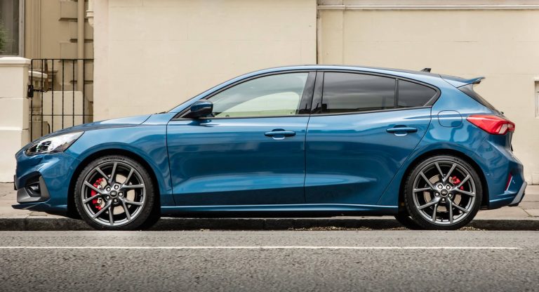 EcoBoost-Powered Ford Focus ST Gains 7-Speed Automatic Transmission ...