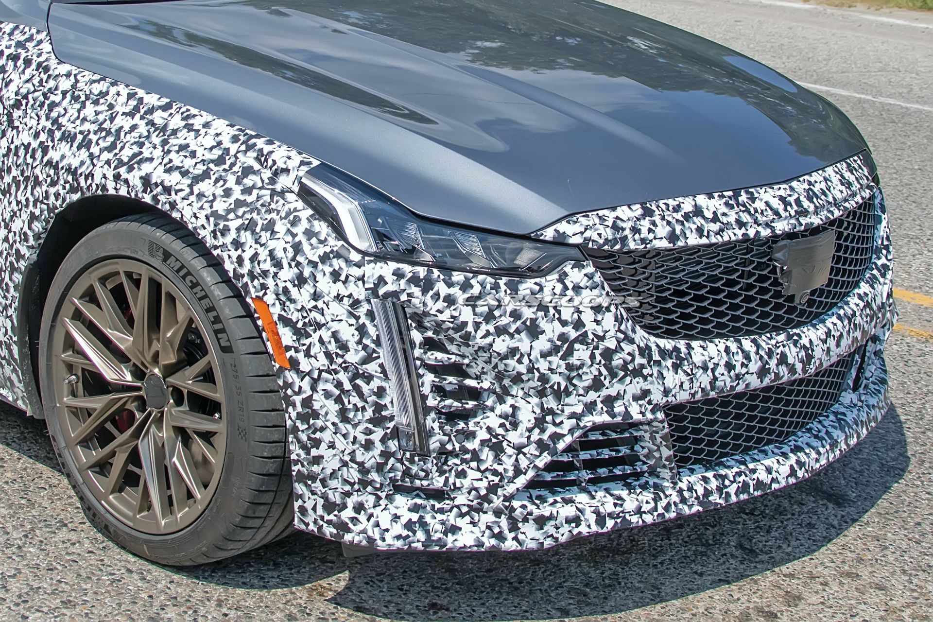 2021 cadillac ct5v blackwing looks the part with 19inch