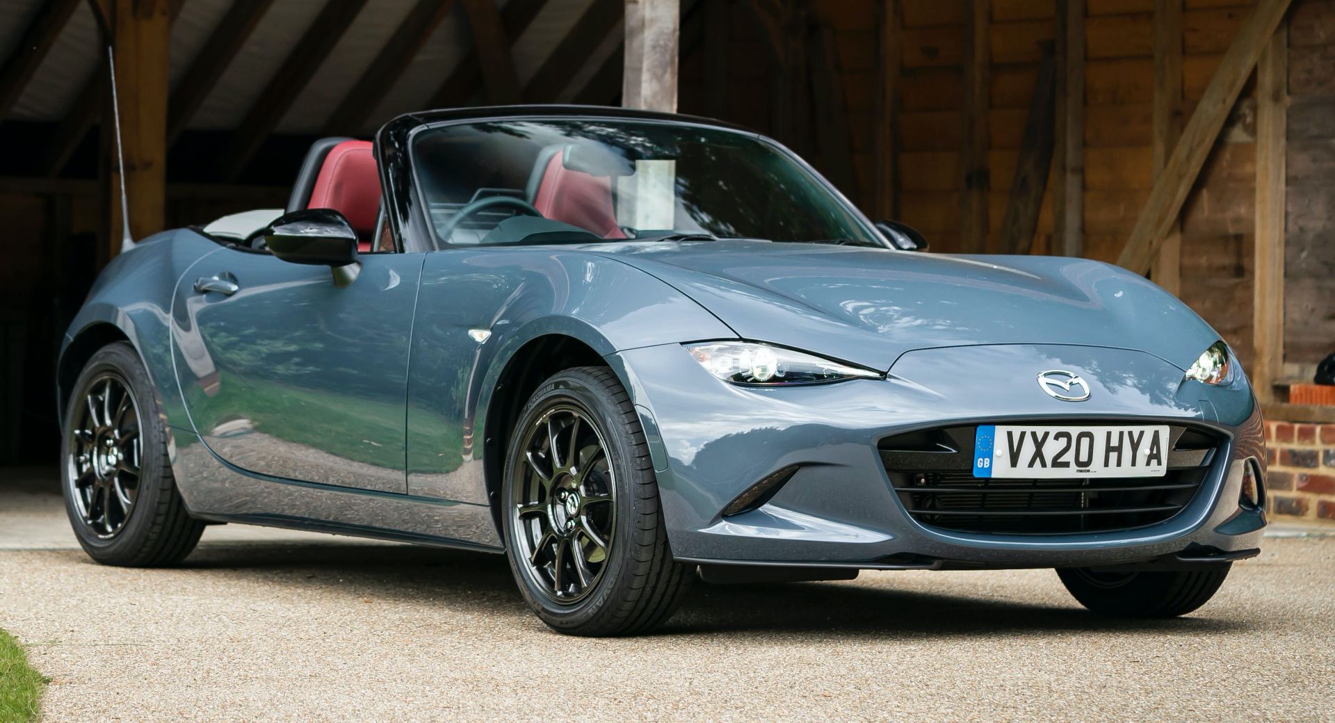 Mazda UK's MX-5 R-Sport Limited Edition Stars In Cool Photoshoot