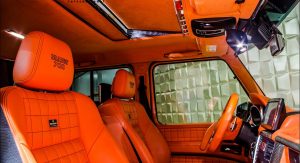 Mercedes Benz G63 Amg 6x6 By Brabus Has 700 Hp 1 Million Price Carscoops