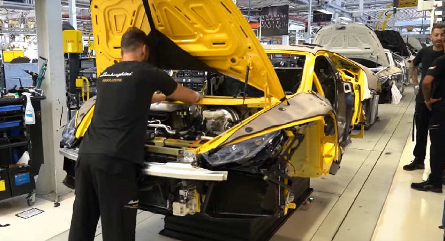 Get An Inside Look At How The Lamborghini Huracan Evo Comes To Life |  Carscoops