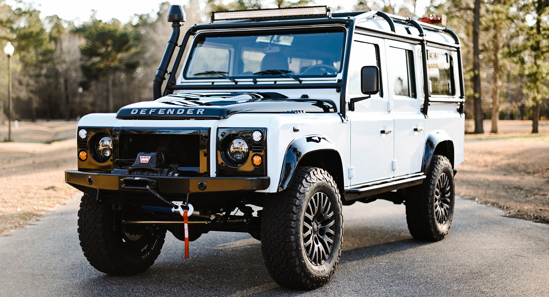 Learn about 132+ images classic land rover defender In.thptnganamst