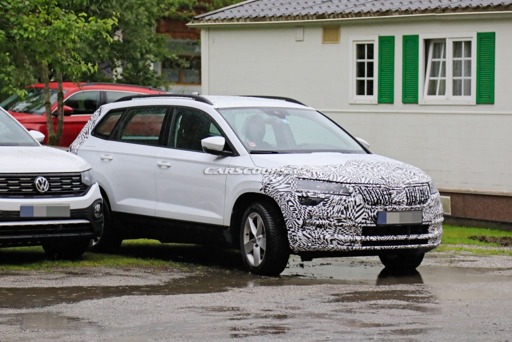 2021 Skoda Karoq Facelift Previews Tweaked Grille And Lights | Carscoops