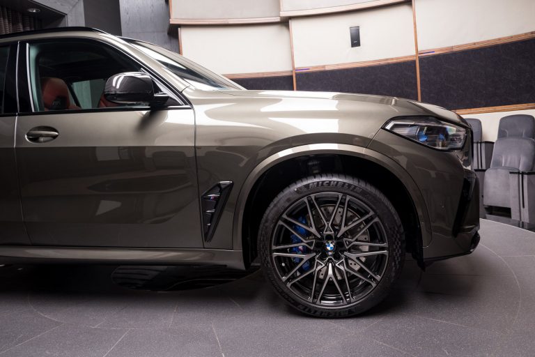 Does Manhattan Green Metallic Suit The $114k BMW X5 M Competition