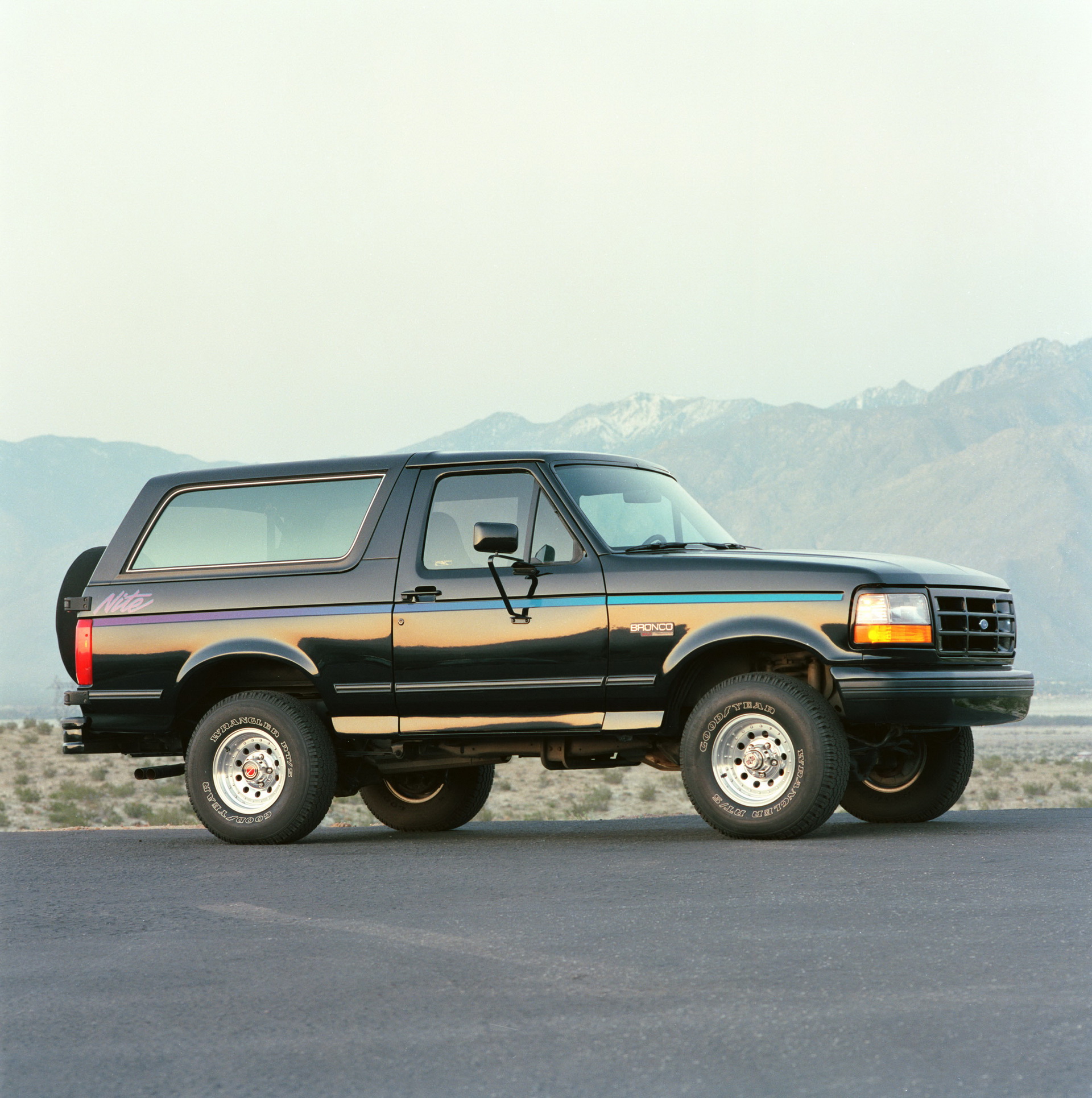 Форд Бронко 1992