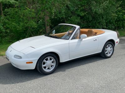 Hurry Up And Bid On This 15k Mile 1993 Mazda MX-5 Miata | Carscoops