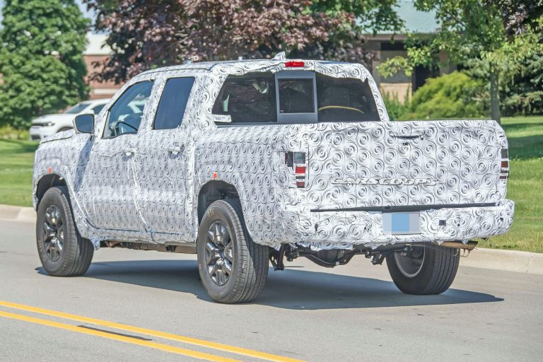 2022 Nissan Frontier: Tough New Looks, Powertrains & Everything Else We ...