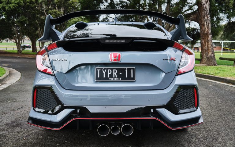 Driven: 2019 Honda Civic Type R Does What No Other Hot Hatch Can ...