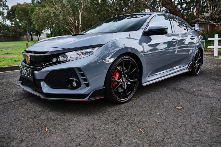 Driven: 2019 Honda Civic Type R Does What No Other Hot Hatch Can ...