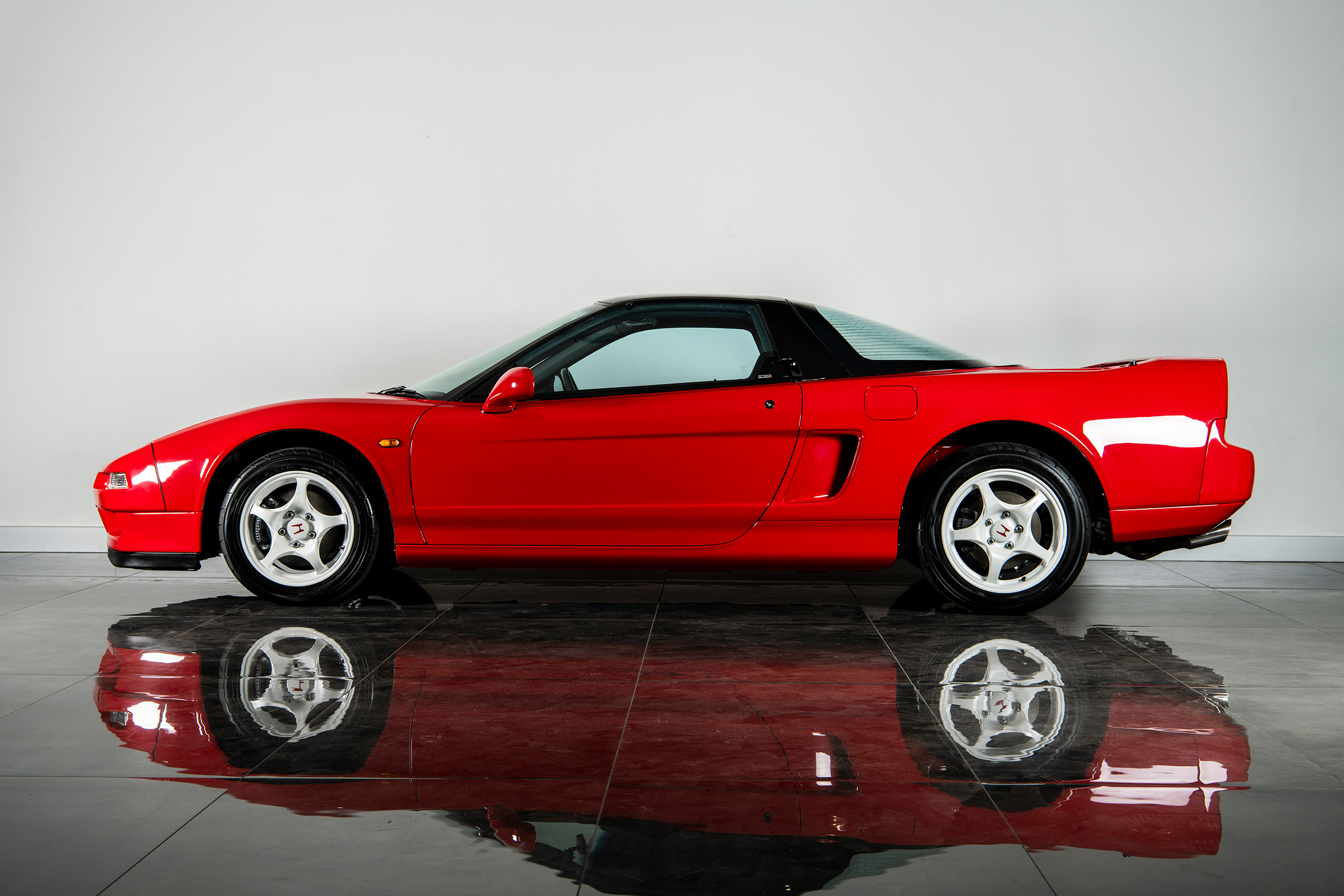 Rare Honda NSX-R Is Heading For Auction, Starting Price Is... $408K ...