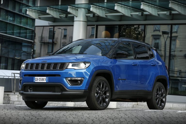 Jeep Details Compass And Renegade 4Xe PHEVs For Their European Launch ...