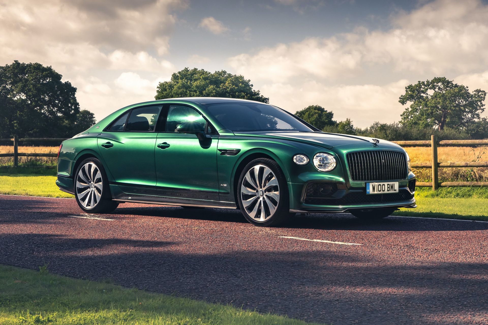 Bentley flying spur s