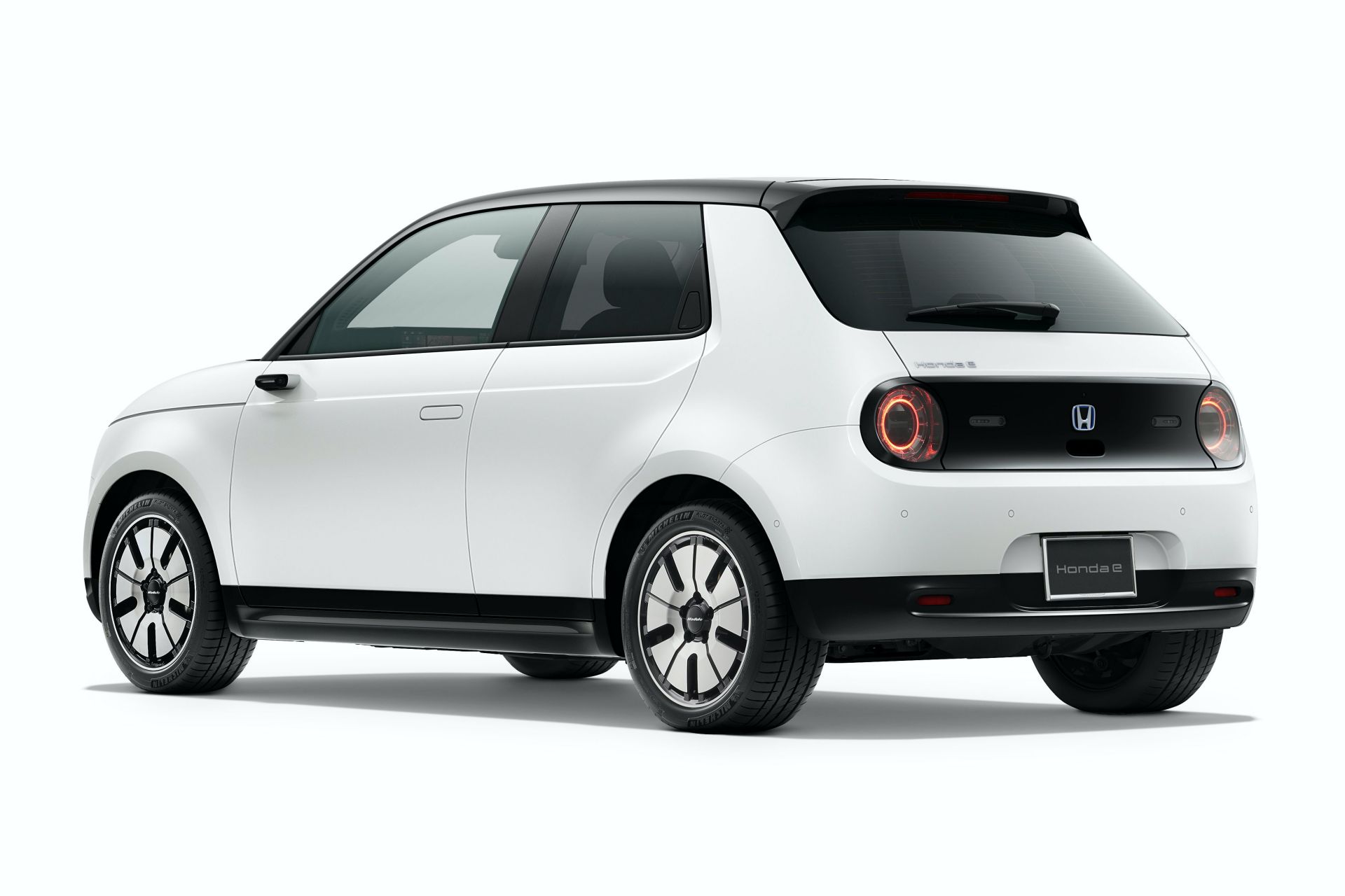 Electric Honda e Gains Genuine Accessories For Its Japanese Launch ...