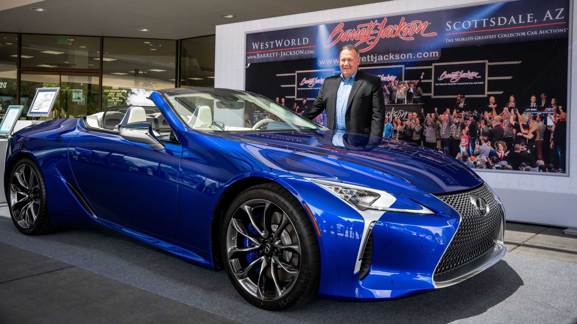 2 Million Lexus Lc 500 Convertible Delivered To Its Owner Carscoops