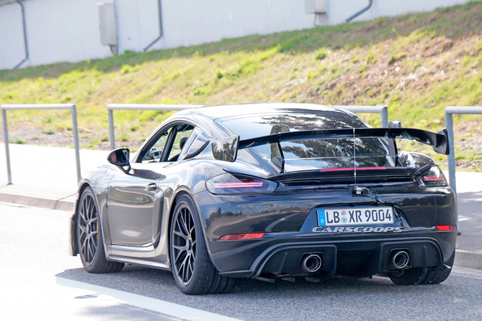 2021 porsche 718 cayman gt4 rs looks like the ultimate