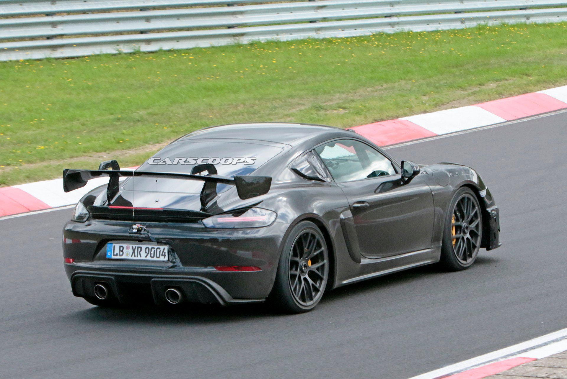 2021 porsche 718 cayman gt4 rs looks like the ultimate