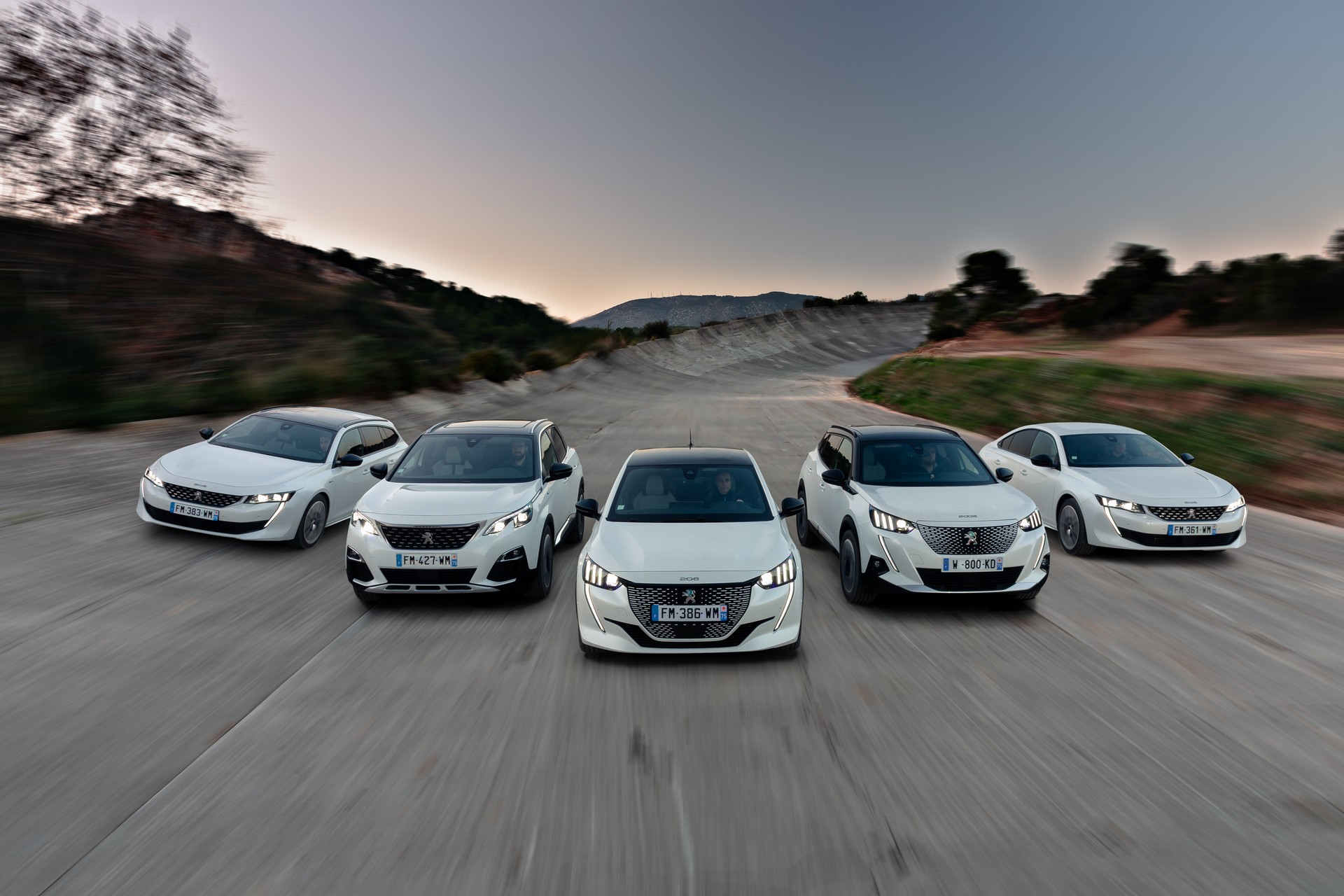 Peugeot 308 new on Fercigroup, official Peugeot dealership: offers,  promotions, and car configurator.