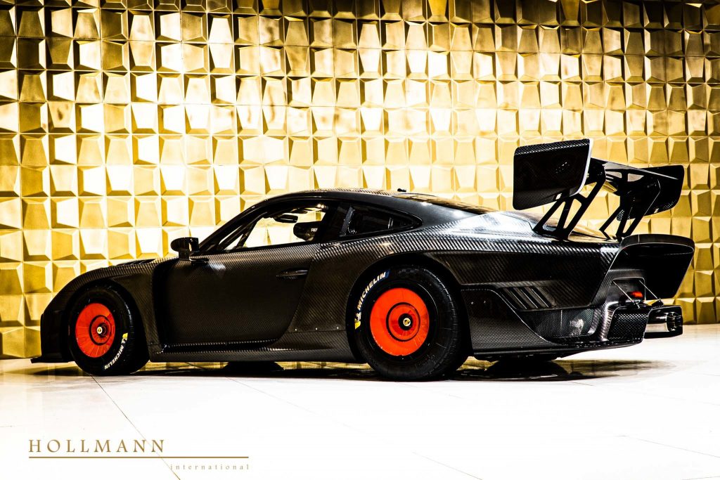 This $1.7M Carbon-Clad Porsche 935 Means Serious Business | Carscoops