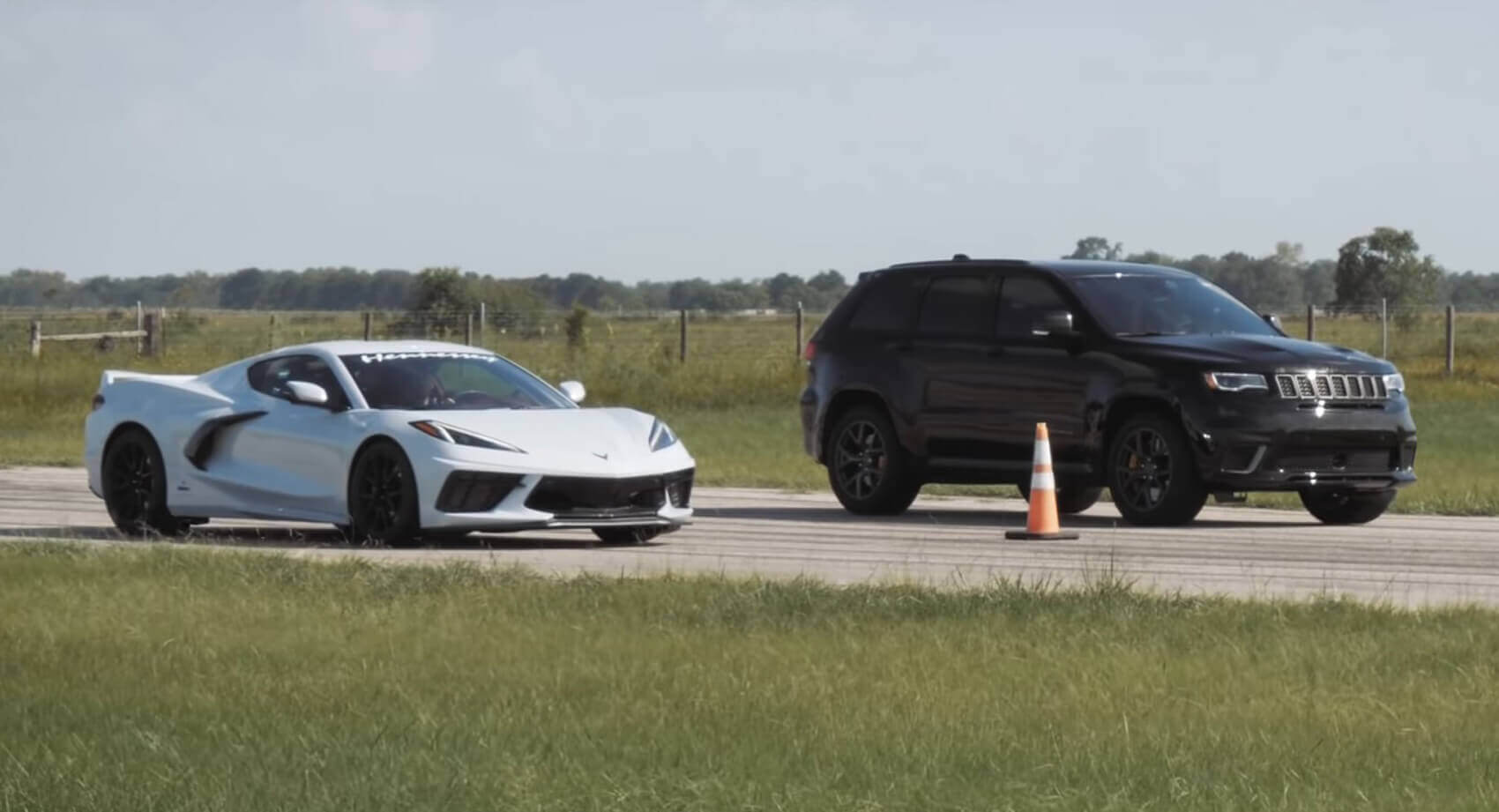 Place Your Bets: 2020 Corvette C8 Vs. Jeep Grand Cherokee Trackhawk |  Carscoops