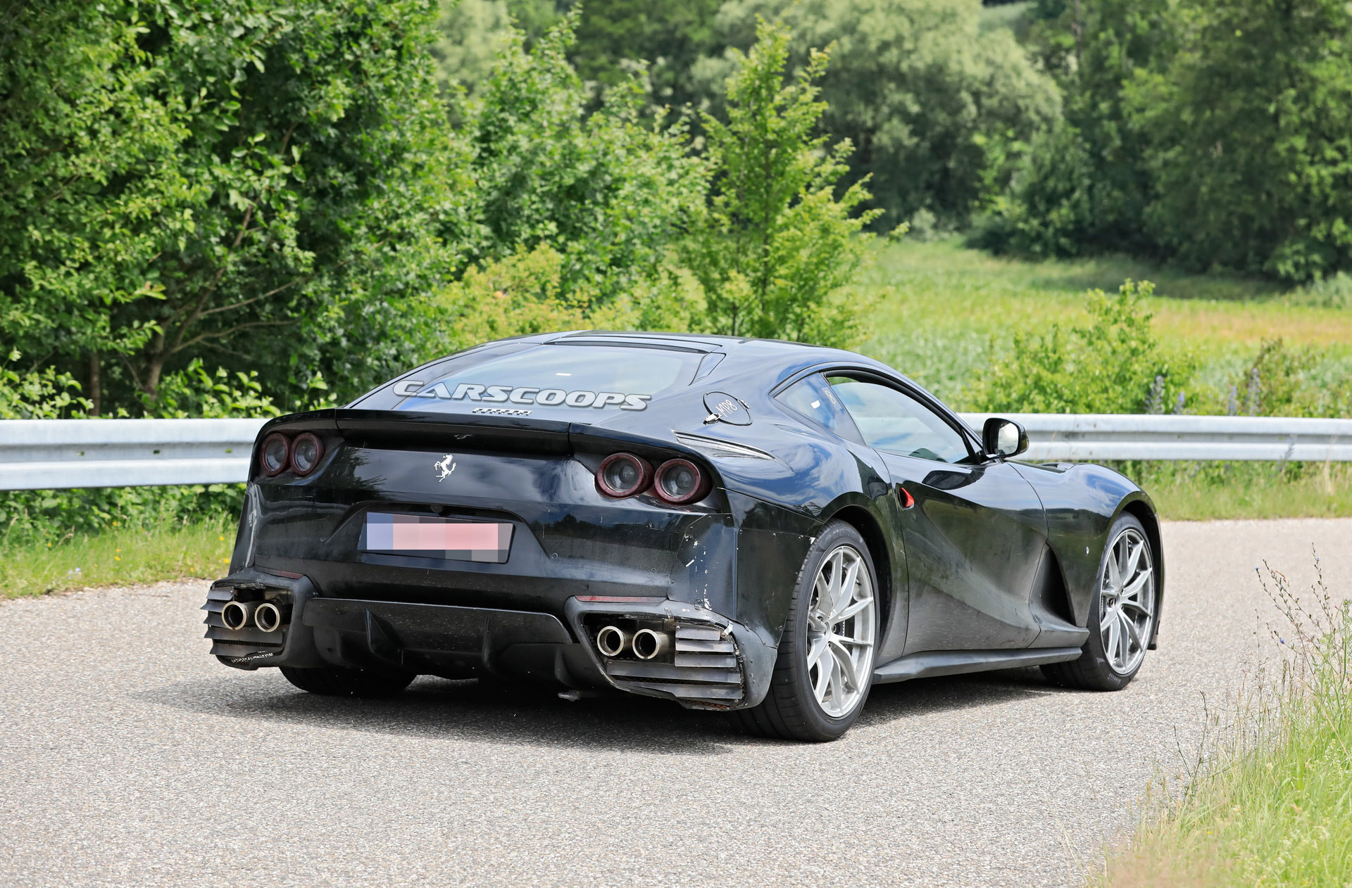 ferrari gto 812