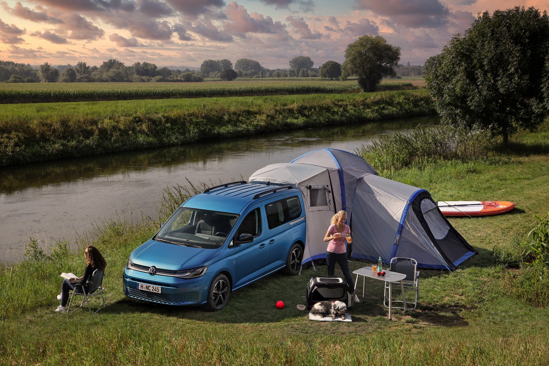 VW Caddy California Is The Company's Latest Small Camper Van | Carscoops