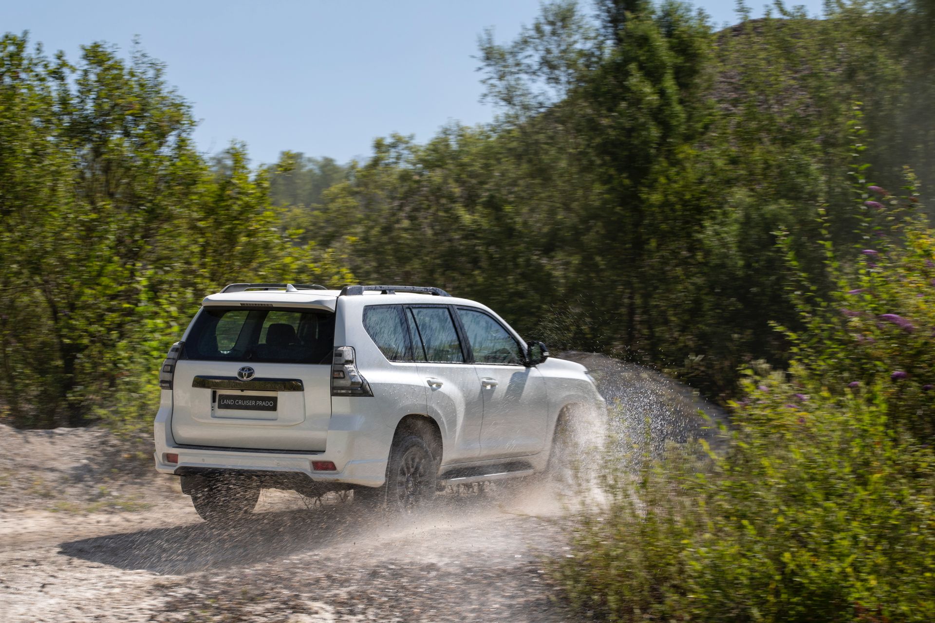 2021 Toyota Land Cruiser Prado Brings Stronger Diesel, Optional Black ...