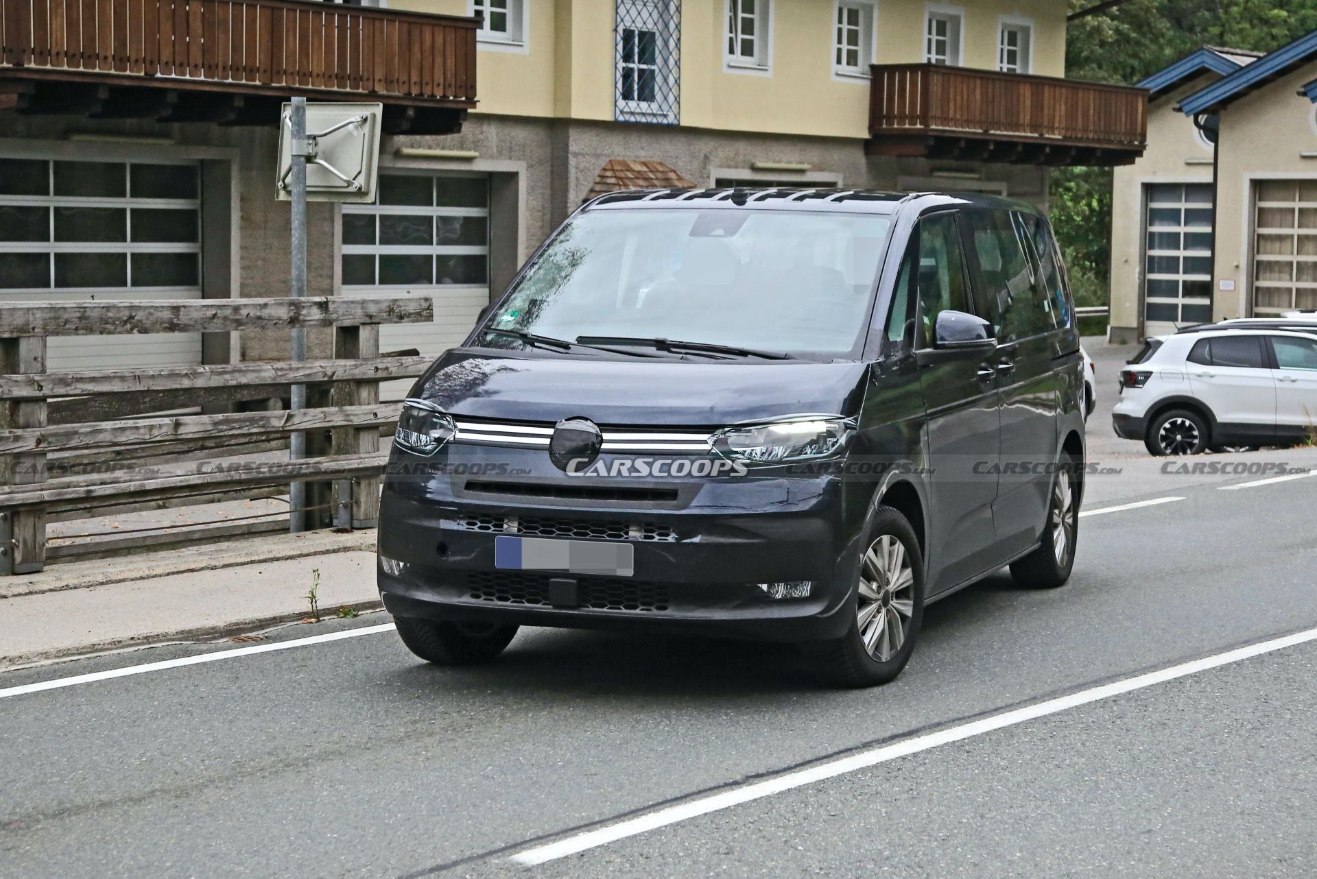 21 Vw T7 Multivan Reveals Golf Sourced Digital Dash For The First Time Carscoops