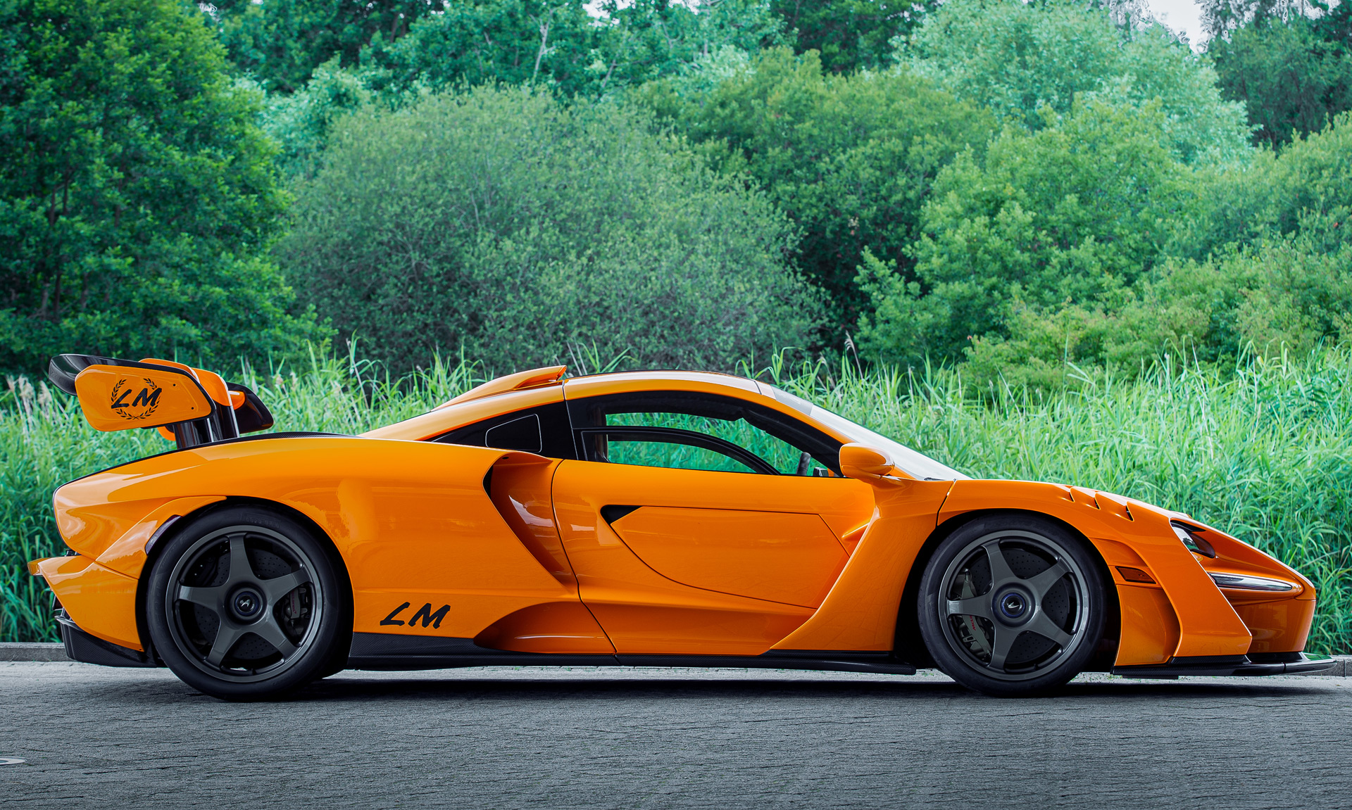 Ultra Rare McLaren Senna LM Touches Down In The U.S. | Carscoops