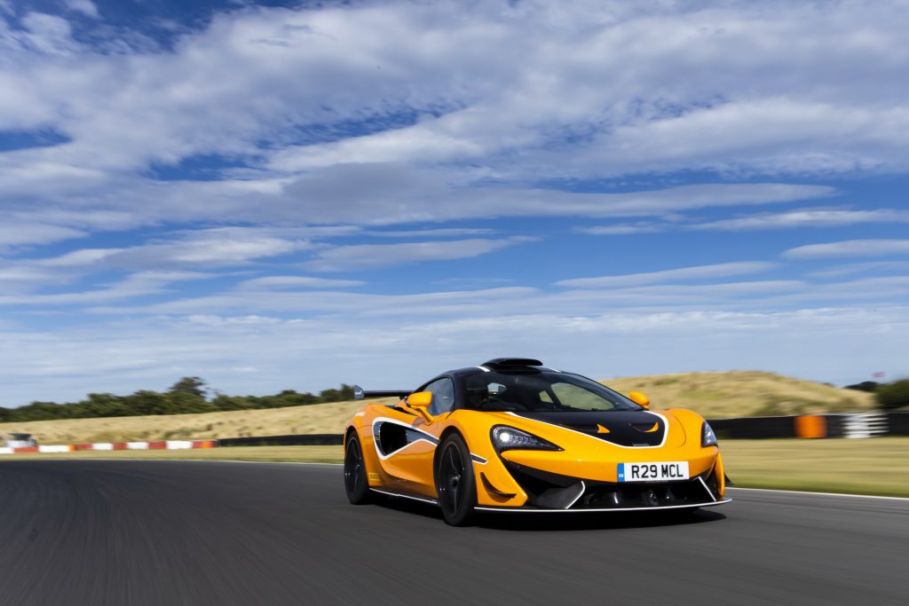 McLaren 620R Now Available With MSO’s ‘R Pack’: Roof Scoop Anyone ...