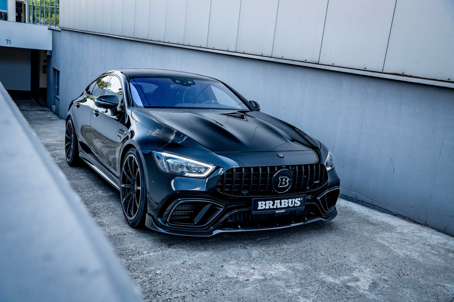 amg gt 4 door brabus 800