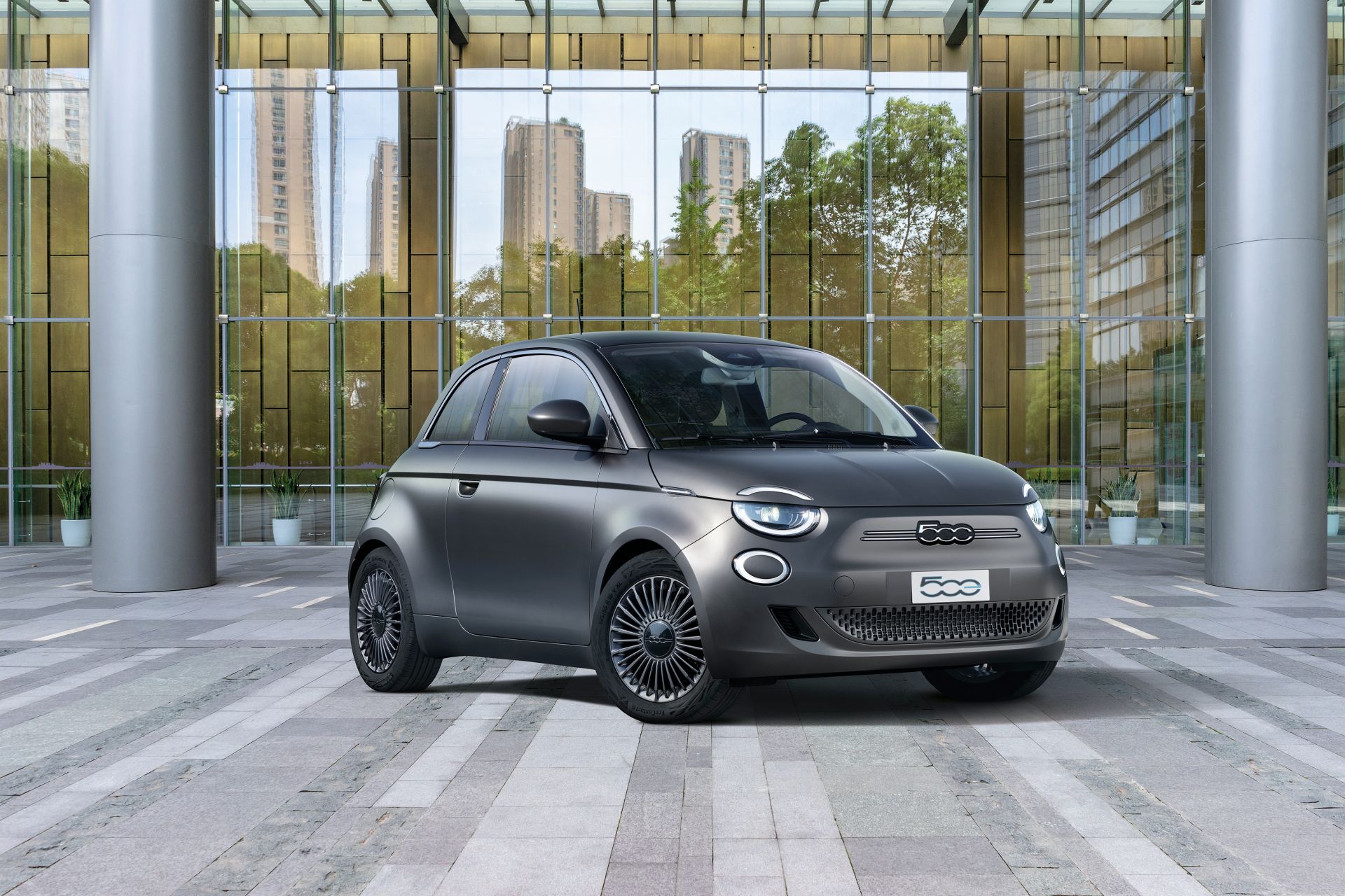 2021 Fiat 500 3+1 Is The Electric Mini's Most Practical Variant With A ...