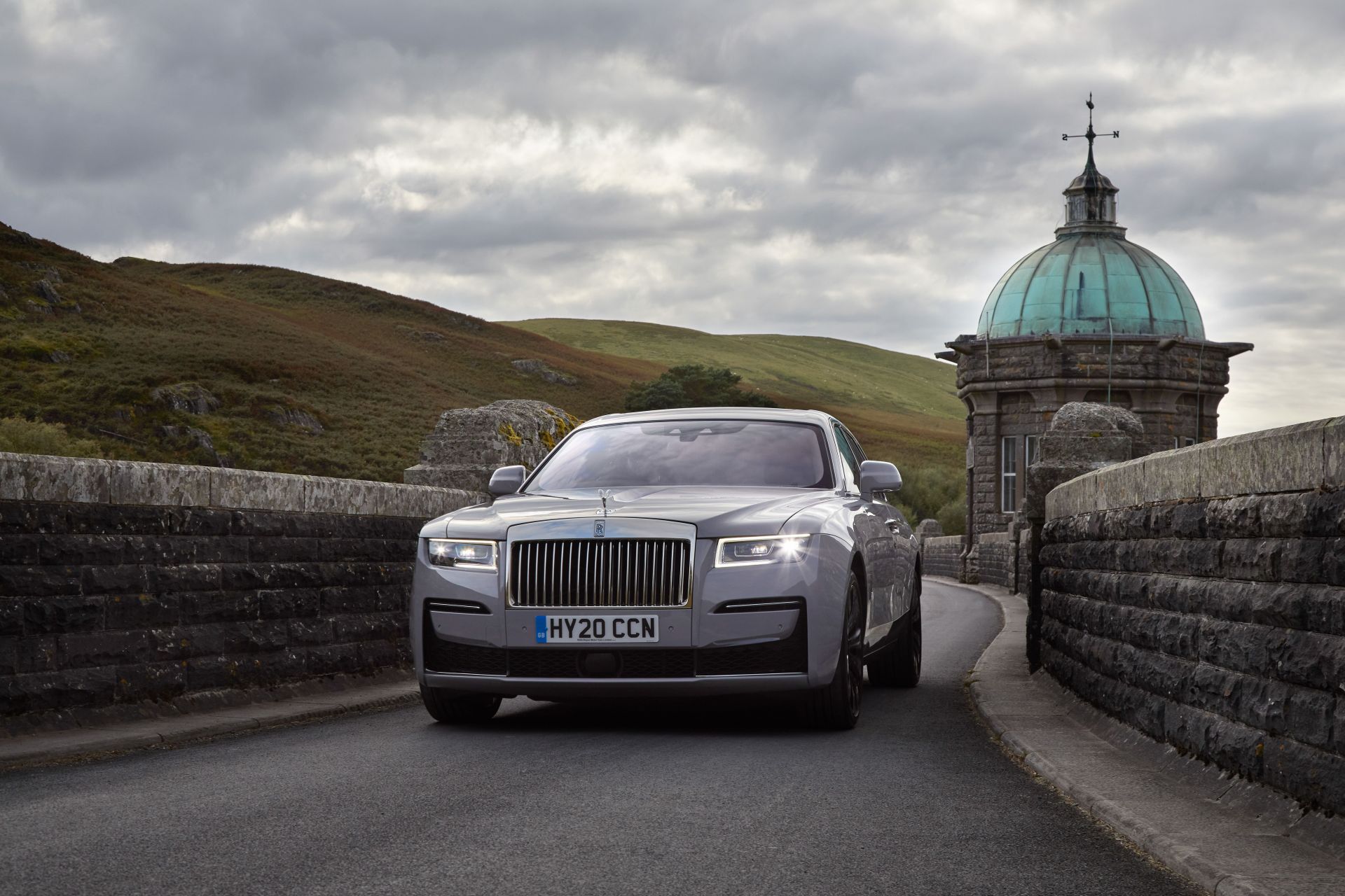 Opulent And All-New 2021 Rolls-Royce Ghost Reaches UK Showrooms ...