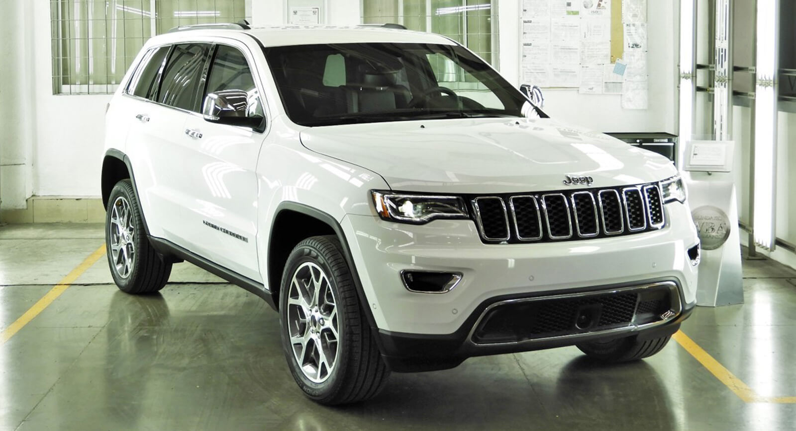 Mexico’s 2020 Jeep Grand Cherokee Armored Can Help You Survive The Bad