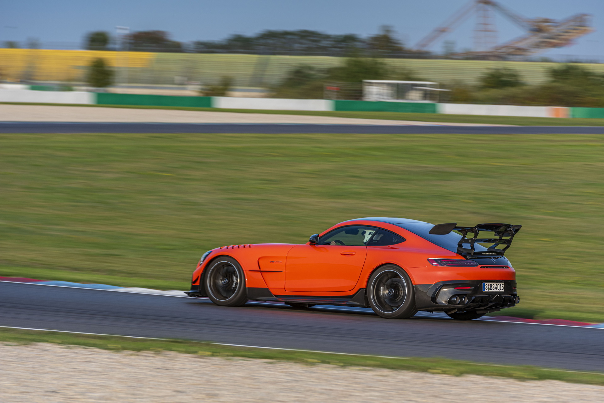 Photos Galore The New Hardcore 21 Mercedes Amg Gt Black Series Carscoops