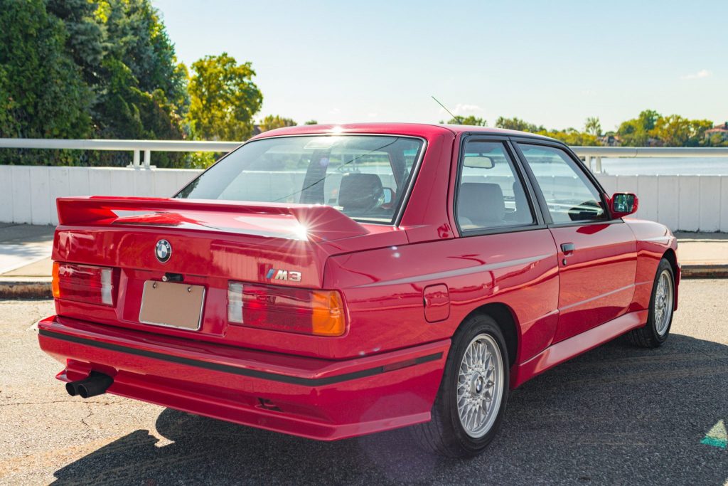 What’s A 1991 BMW E30 M3 With 18k Miles Worth To You? | Carscoops