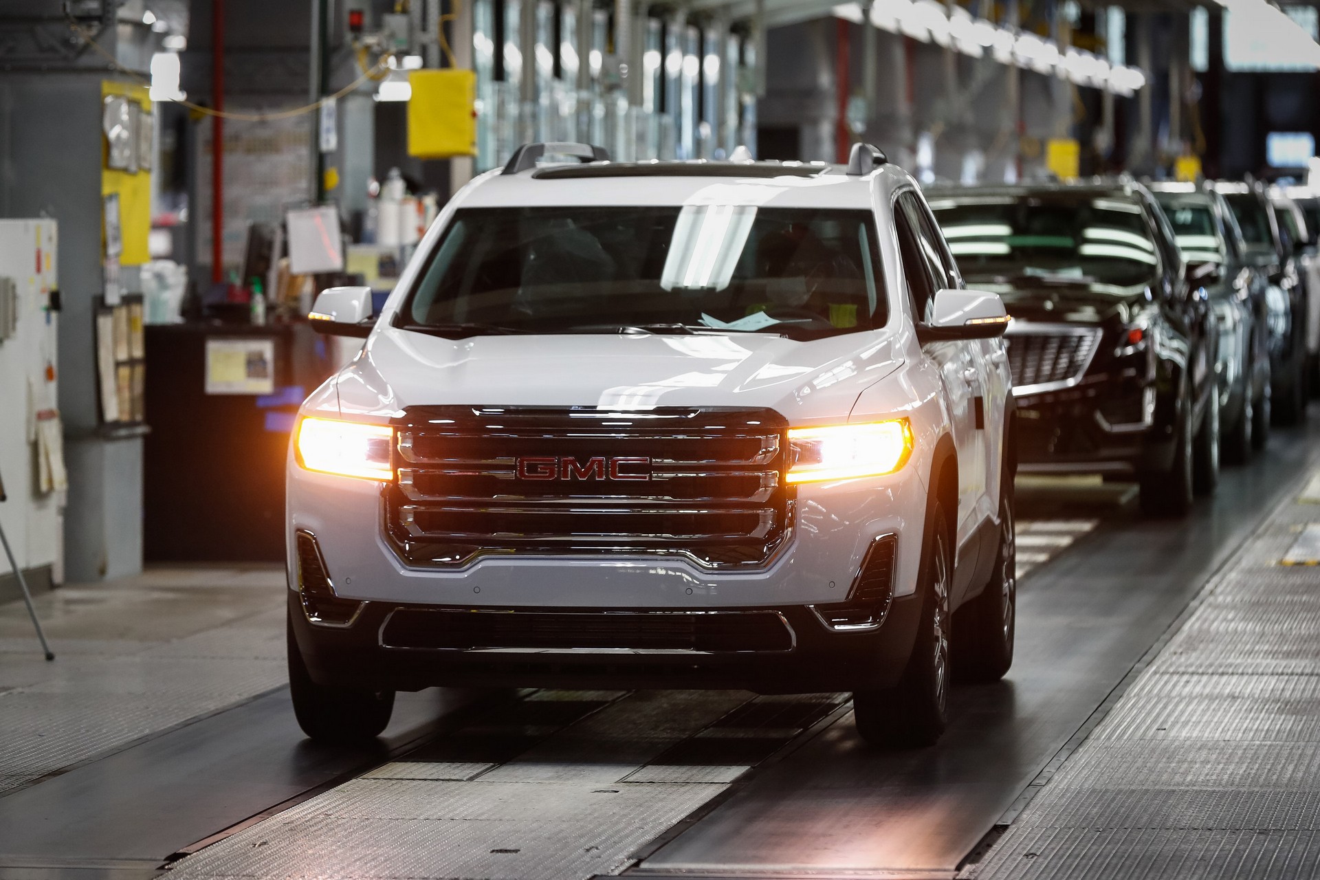 GM Investing $2 Billion To Build The Cadillac Lyriq In Tennessee ...