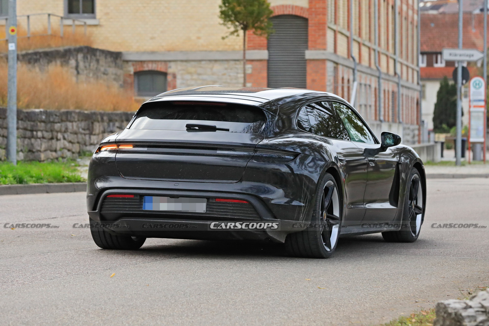 Porsche Taycan Turbo s Mansory