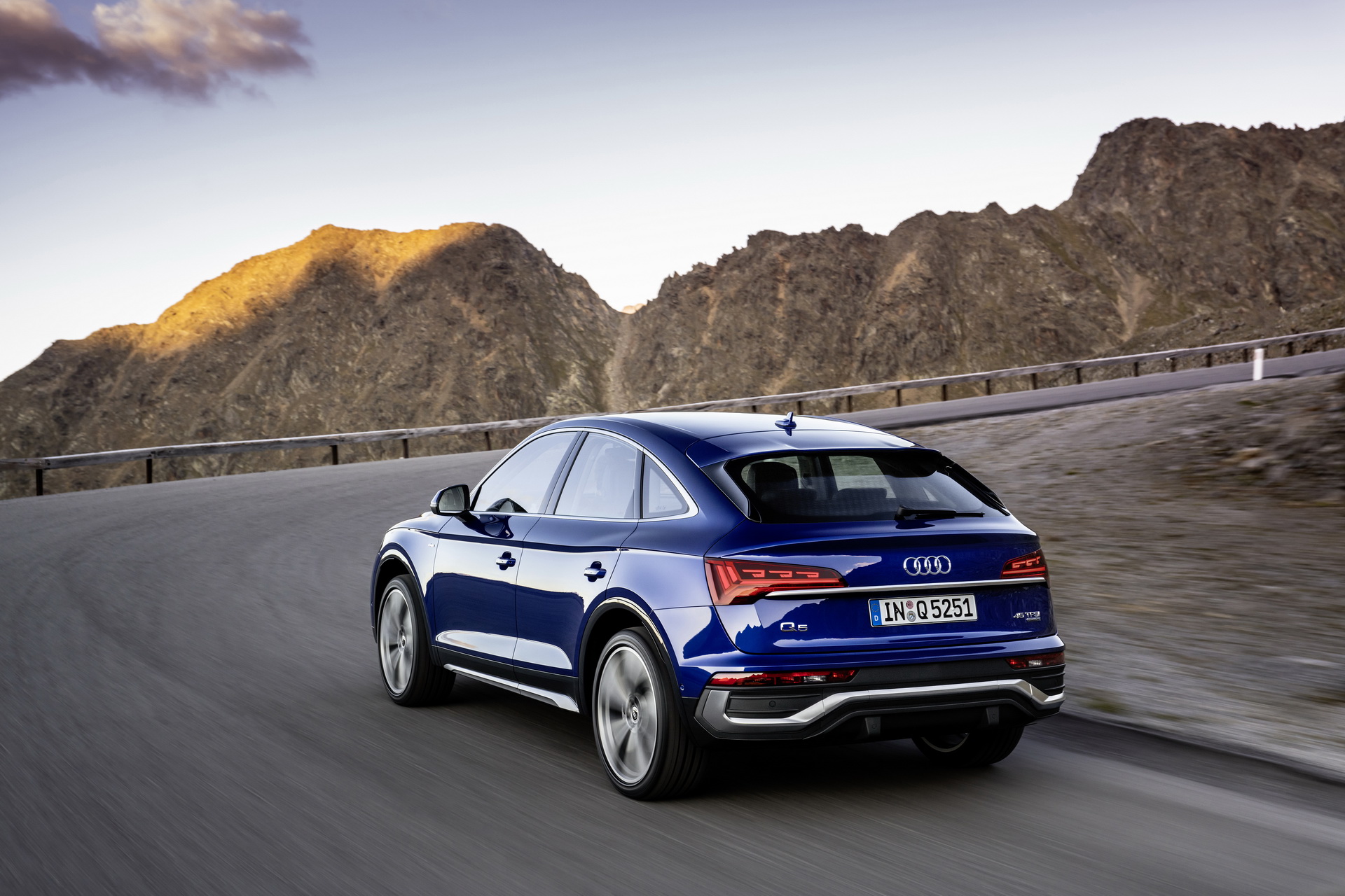 2021 Audi Q5 And SQ5 Sportback Are The Latest SUV Coupes ...