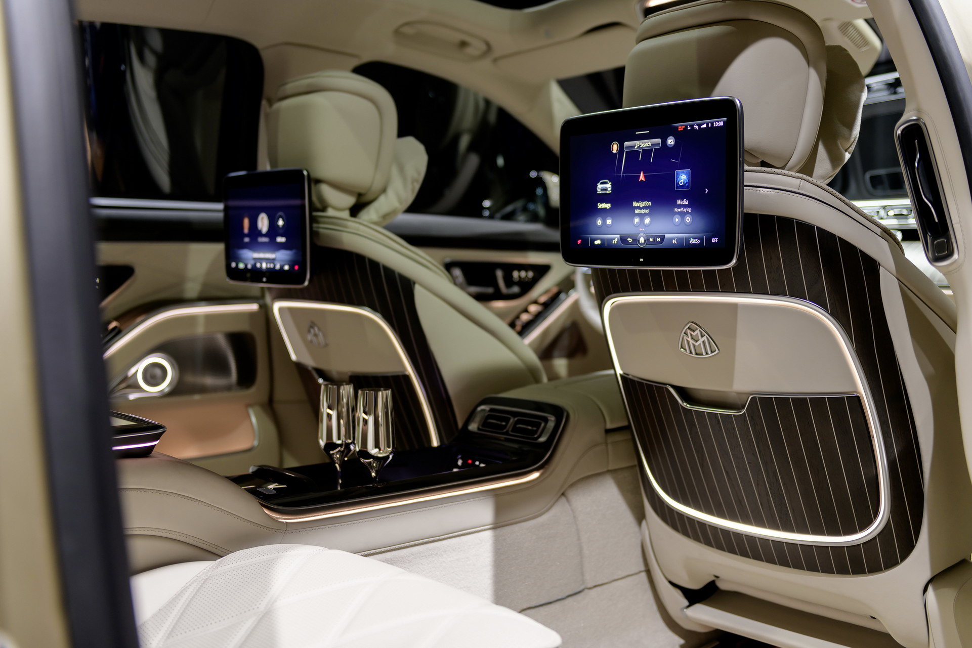 The New Mercedes Maybach S Class Is Here To Redefine Chauffeured Driven Luxury Carscoops