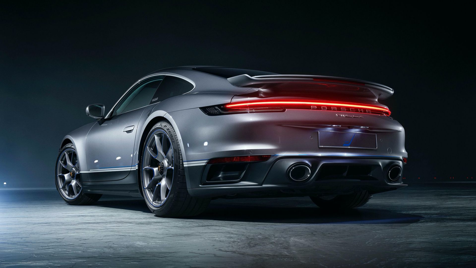 You Can Now Get A Matching Porsche 911 Turbo S For Your Embraer Private ...