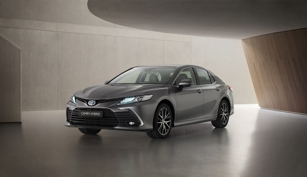 Europe’s 2021 Toyota Camry Hybrid Receives Restyled Front End And New ...