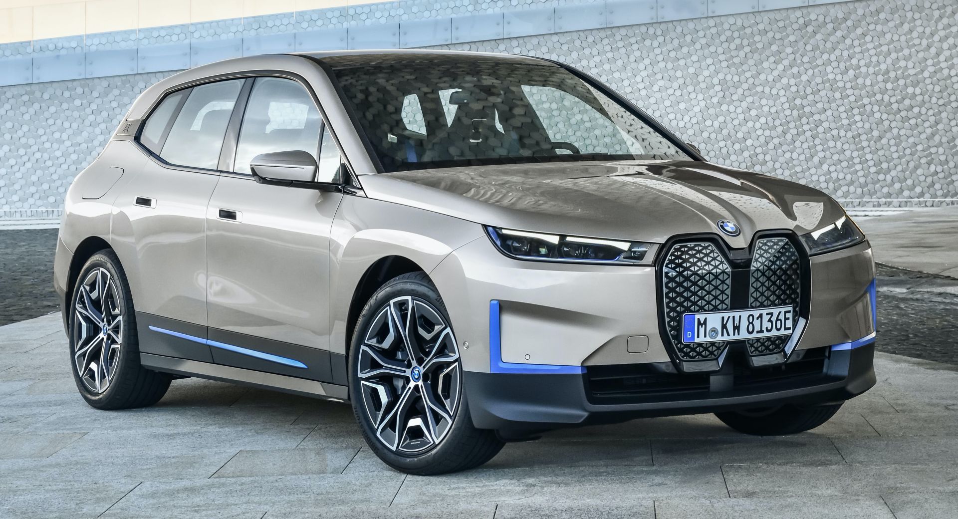 2022 BMW iX Meet The Brand's First Bespoke Electric SUV And New