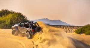 Jeep Throws A 470HP Hemi V8 In The 2021 Wrangler Rubicon ...