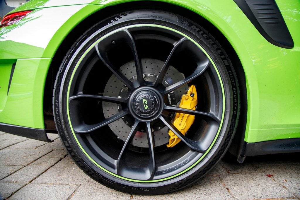 What A Better Way To Go Green Than With A Porsche 911 GT3 RS Weissach ...