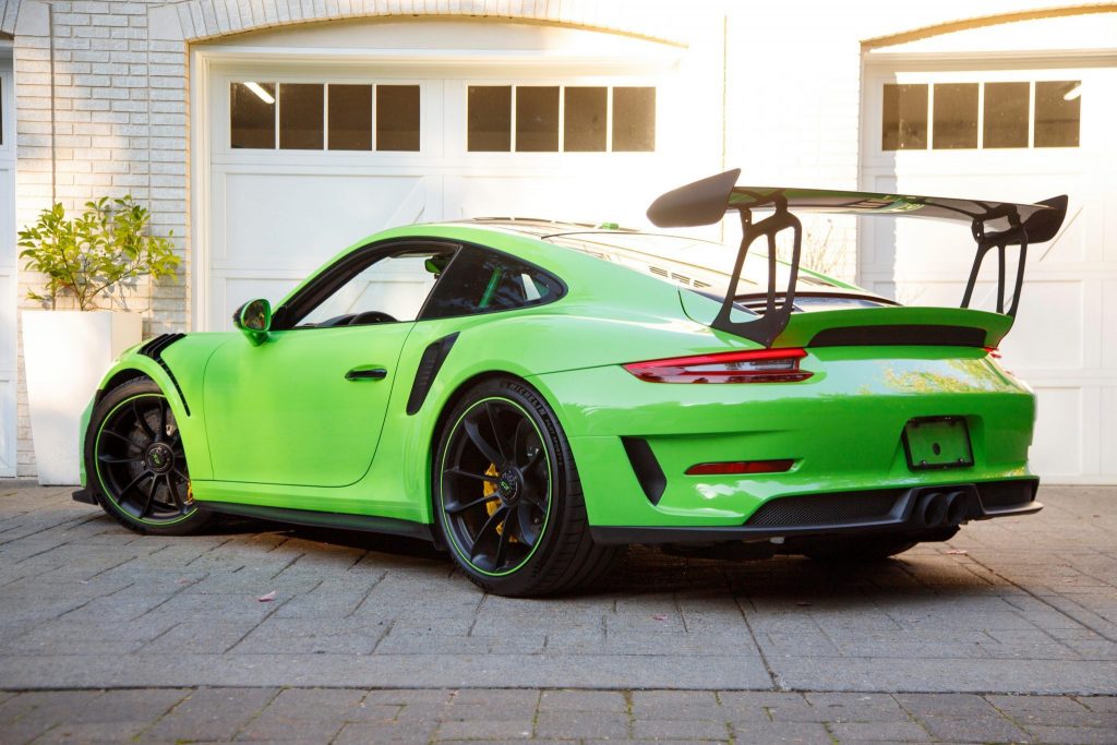 What A Better Way To Go Green Than With A Porsche 911 GT3 RS Weissach ...